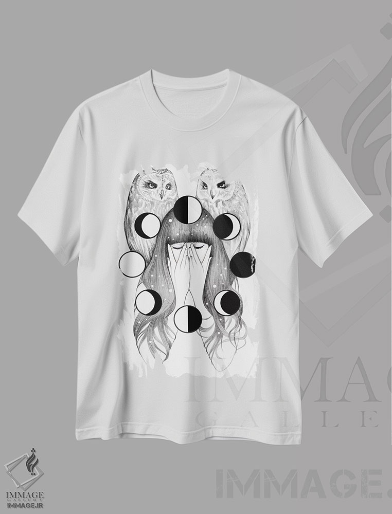 تیشرت طرح دار افسون های ماه، نقاشی و تصویرگری سیاه و سفید اثر آندریا هرنیاک | immage.ir