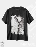 تیشرت طرح دار گرگ جادوگر، نقاشی و تصویرگری سیاه و سفید اثر آندریا هرنیاک | فروشگاه ایماژ