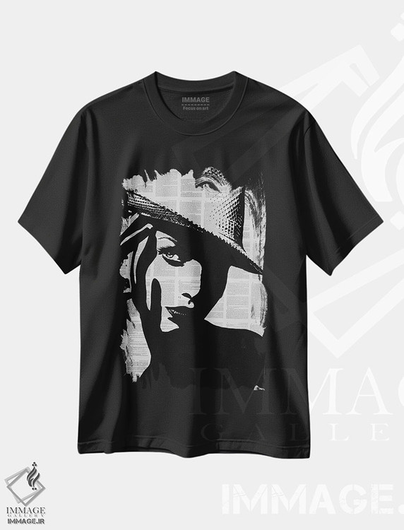 تیشرت طرح دار دارم بهت نگاه می کنم کوچولو، مدیوم اثر احمد شریف | immage.ir
