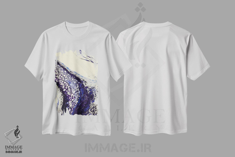 تیشرت طرح دار رودخانه آبی اثر آن هاچینسون | immage.ir