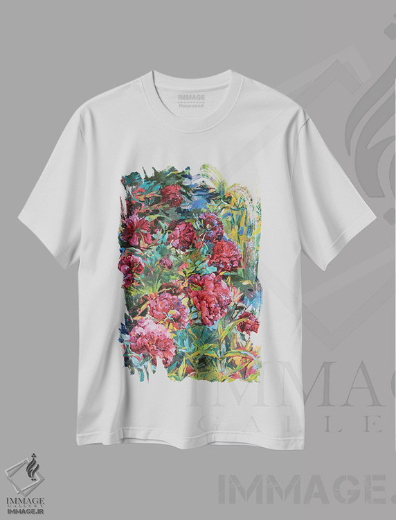 تیشرت طرح دار صدتومانی های زرشکی در باغ، دکور معاصر اثر اندریی کوتساچنکو | immage.ir