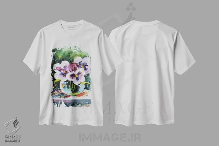 تیشرت طرح دار بنفشه ها در گلدان شیشه ای، دکور معاصر اثر الکساندرا جاگودا | immage.ir