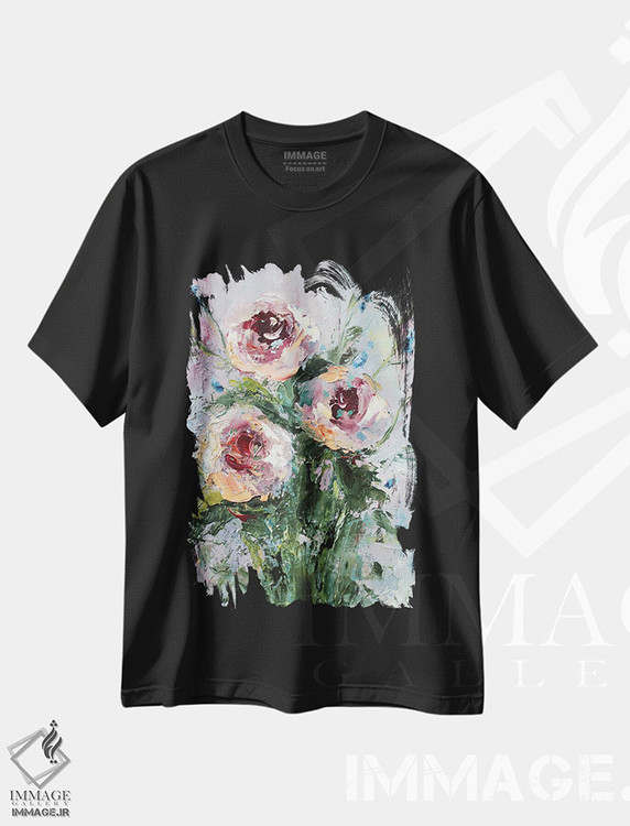 تیشرت طرح دار رزهای صورتی، دکور معاصر اثر الکساندرا جاگودا | فروشگاه ایماژ