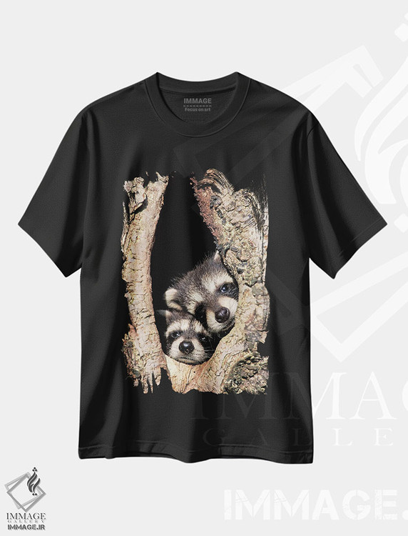 تیشرت طرح دار راکن های کودک در حفره درخت، مدیوم اثر آدام جونز | فروشگاه ایماژ