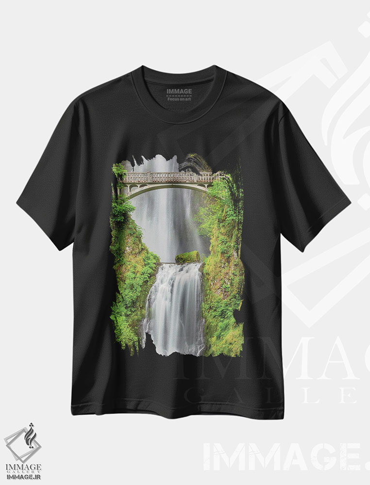 تیشرت طرح دار آبشار مولتنومه، تنگه رودخانه کلمبیا، اورگن، مدیوم اثر آدام جونز | فروشگاه ایماژ