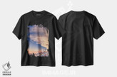 تیشرت طرح دار غروب ابری، اویا، سانتورینی، سیکلادس، یونان، مدیوم اثر آدام جونز | فروشگاه ایماژ