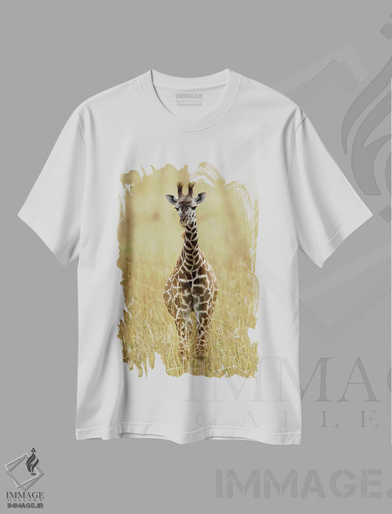 تیشرت طرح دار زرافه ماسایی نوزاد، منطقه حفاظت شده ماسایی مارا، کنیا، مدیوم اثر آدام جونز | immage.ir