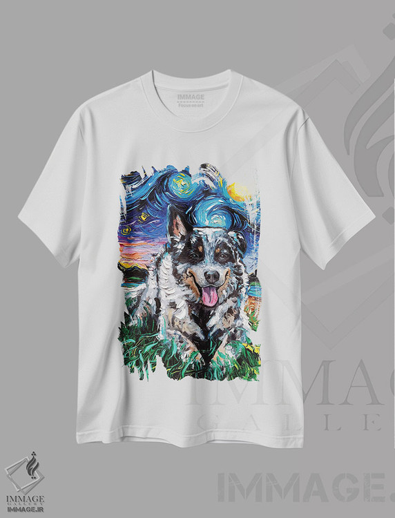 تیشرت طرح دار شب سگ گاوچران استرالیایی، مدیوم اثر آجا تریر | immage.ir