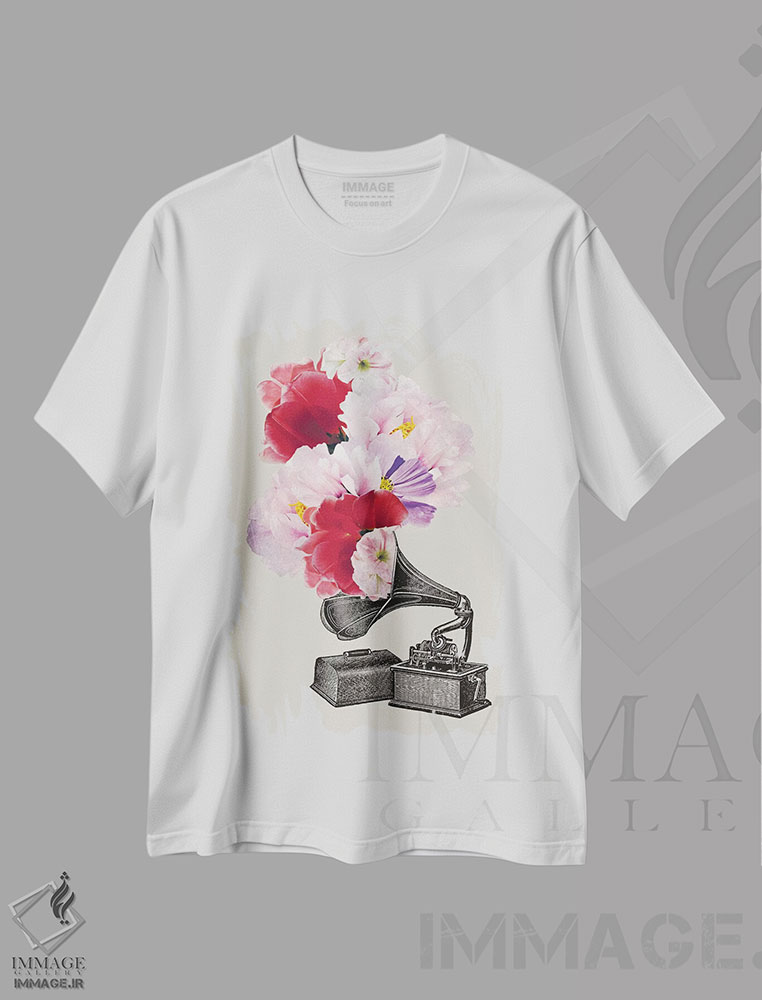 تیشرت طرح دار بلوموفون، تزئینی اثر امی و کورت برلین | immage.ir
