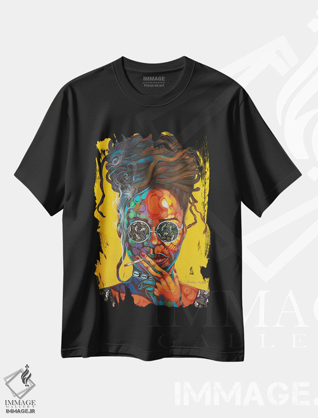 تیشرت طرح دار زن فولادین، هنر آمریکایی آفریقایی تبار اثر آکینتایو آکینتوبی | فروشگاه ایماژ