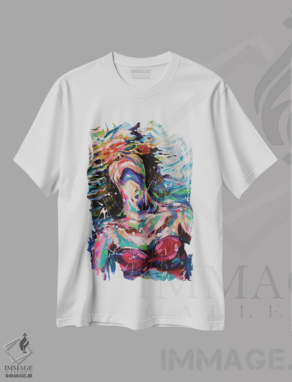 تیشرت طرح دار دختر زیر آب، دکور ساحلی اثر آلیاکساندرا تسسارسکایا | immage.ir