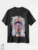 تیشرت طرح دار ملکه، هنر فاخر معاصر اثر آلیاکساندرا تسسارسکایا | فروشگاه ایماژ