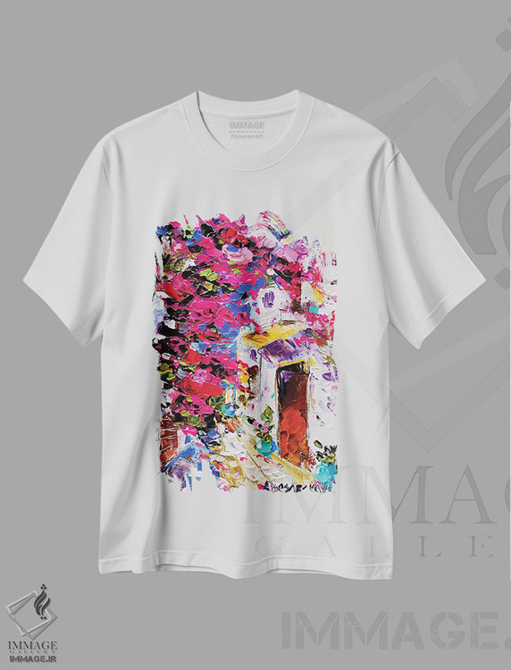 تیشرت طرح دار خیابانی در یونان، آبستره اثر آلیاکساندرا تسسارسکایا | immage.ir