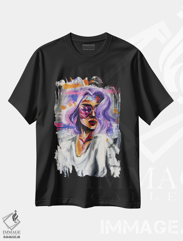تیشرت طرح دار ملکه، هنر خیابانی اثر آلیاکساندرا تسسارسکایا | فروشگاه ایماژ