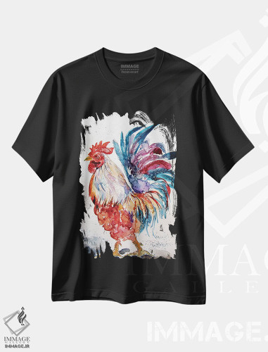 تیشرت طرح دار خروس در حیاط ۲، هنر فاخر معاصر اثر آنا بریجیتا کوواچ | فروشگاه ایماژ