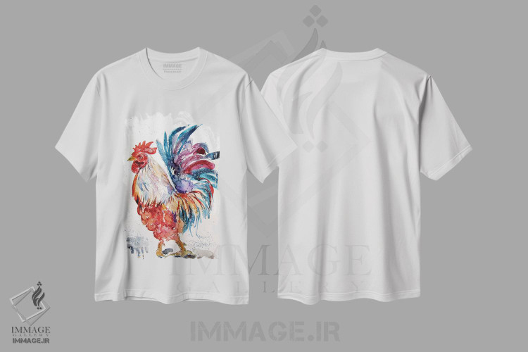 تیشرت طرح دار خروس در حیاط ۲، هنر فاخر معاصر اثر آنا بریجیتا کوواچ | immage.ir