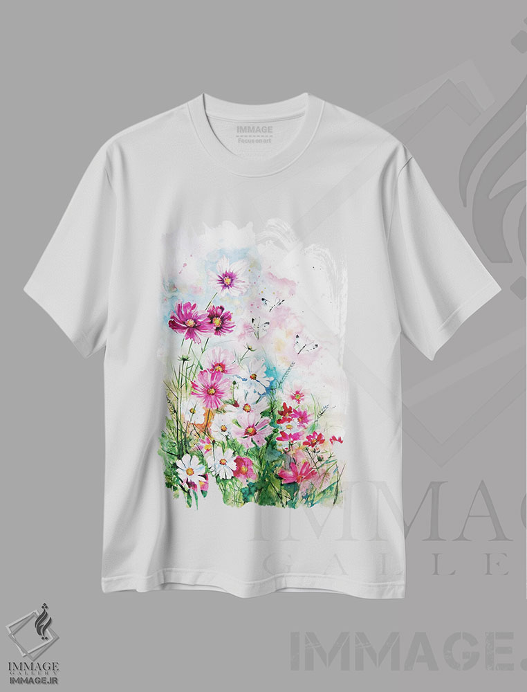 تیشرت طرح دار گل های کیهانی با پروانه ها، دکور معاصر اثر آنا بریجیتا کوواچ | immage.ir