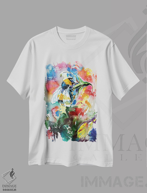 تیشرت طرح دار زنبور با گل، مدیوم اثر آنا بریجیتا کوواچ | immage.ir