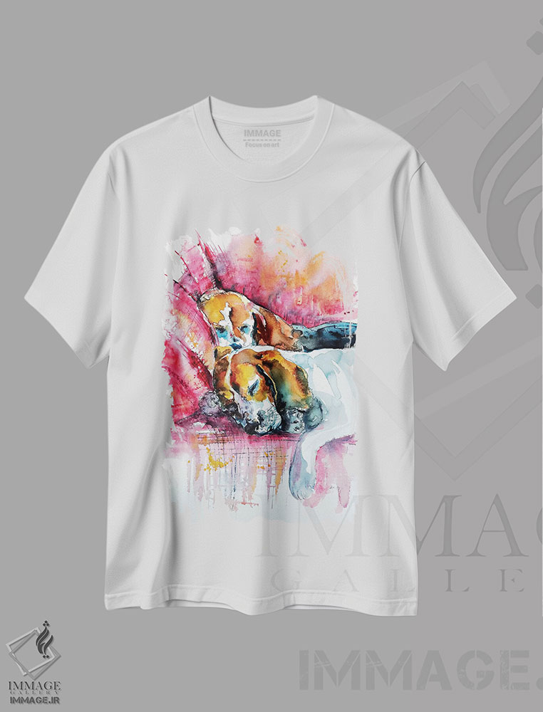 تیشرت طرح دار سگ های خوابیده، مدیوم اثر آنا بریجیتا کوواچ | immage.ir