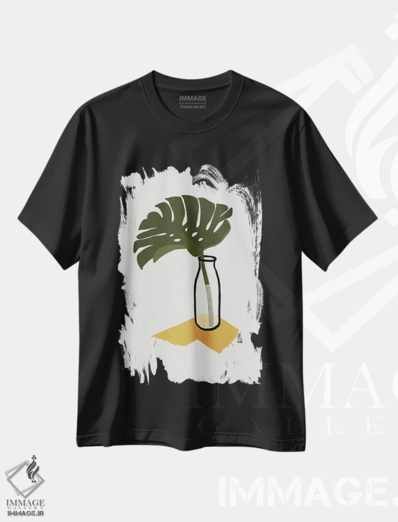 تیشرت طرح دار برگ مانسترا دلیشیوسا در بطری، تزئینی اثر آلیسا گالیتسینا | فروشگاه ایماژ