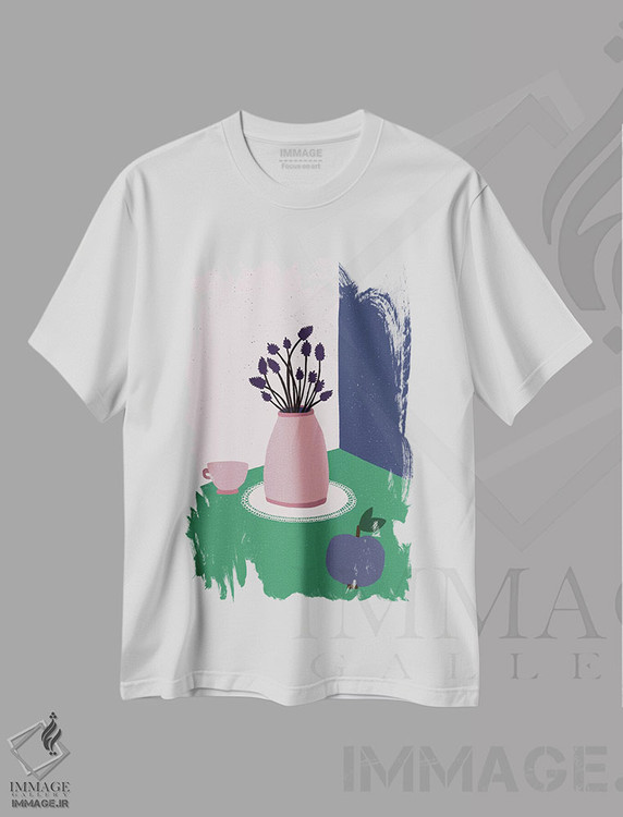 تیشرت طرح دار طبیعت بی جان با سیب، گل های اسطوخودوس و فنجان، تزئینی اثر آلیسا گالیتسینا | immage.ir