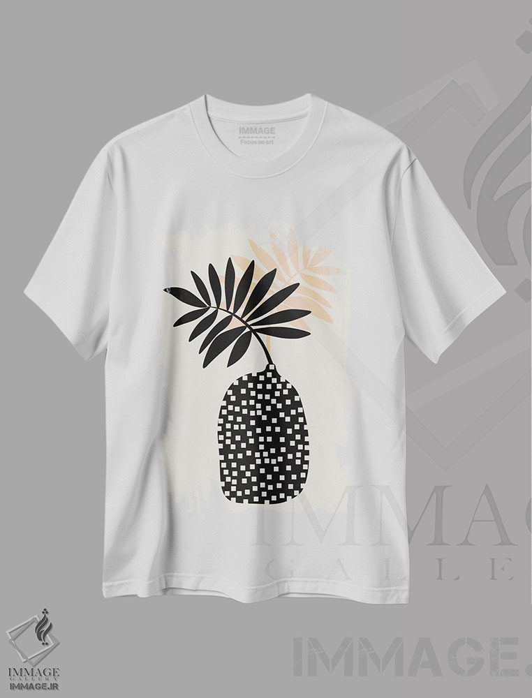 تیشرت طرح دار طبیعت بی جان با گلدان و برگ های گرمسیری، تزئینی اثر آلیسا گالیتسینا | immage.ir