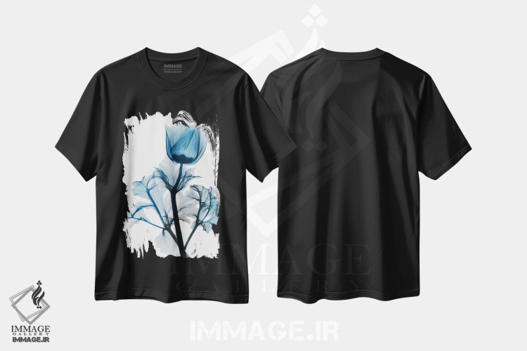 تیشرت طرح دار درخشش یاقوت کبود I، مدیوم اثر آلبرت کوئتسیِر | فروشگاه ایماژ