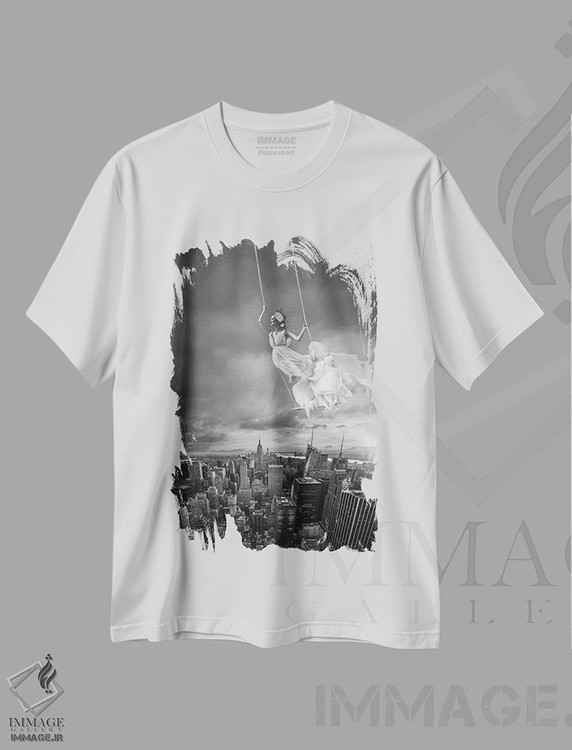 تیشرت طرح دار تاب، مدیوم اثر تاتیانا آم رِین | immage.ir