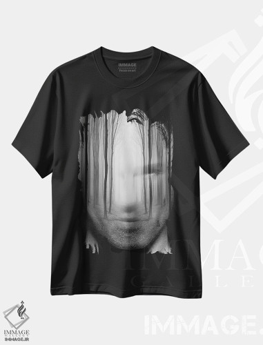 تیشرت طرح دار مرد جنگلی، عکاسی دو نوردهی اثر تاتیانا آم رِین | فروشگاه ایماژ