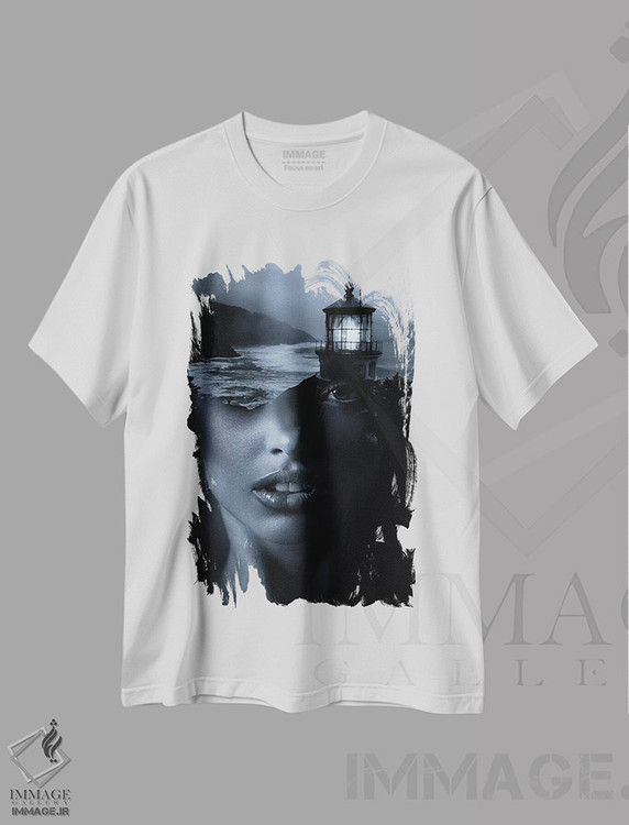 تیشرت طرح دار فانوس دریایی آبی، عکاسی دو نوردهی اثر تاتیانا آم رِین | immage.ir