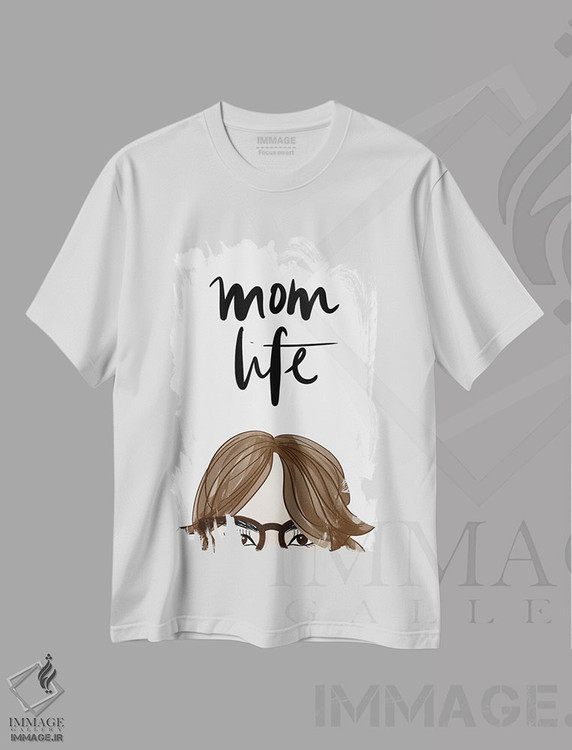 تیشرت طرح دار زندگی مادرانه، تایپوگرافی اثر آنا کوآچ | immage.ir