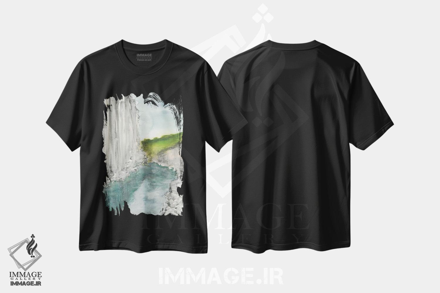 تیشرت طرح دار دریاچهٔ آبی در کوهستان II، مدیوم اثر آنا اوز | فروشگاه ایماژ