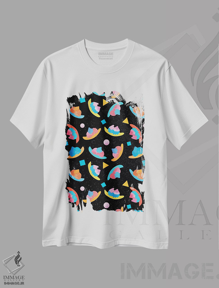 تیشرت طرح دار بشقاب موز کیهانی، آبستره اثر آدام پریستر | immage.ir