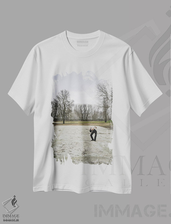 تیشرت طرح دار انسان کوچک X، مدیوم اثر آلساندرو پاسرینی | immage.ir