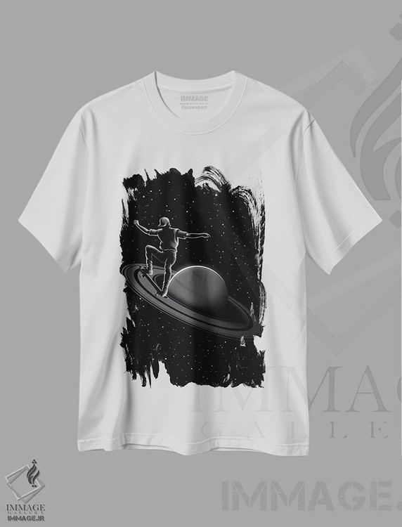 تیشرت طرح دار اسکیت باز در زحل، هنر دیجیتال سیاه و سفید اثر آلبرتو پرز | immage.ir
