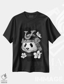 تیشرت طرح دار پاندای سامورایی، هنر دیجیتال سیاه و سفید اثر آلبرتو پرز | فروشگاه ایماژ