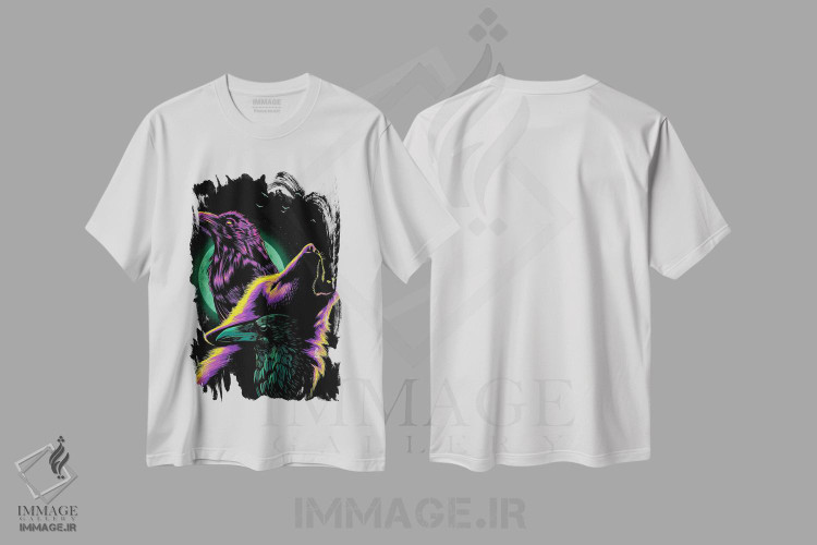 تیشرت طرح دار کلاغ ها و زوزهٔ گرگ زیر ماه، هنر دیجیتال اثر آلبرتو پرز | immage.ir