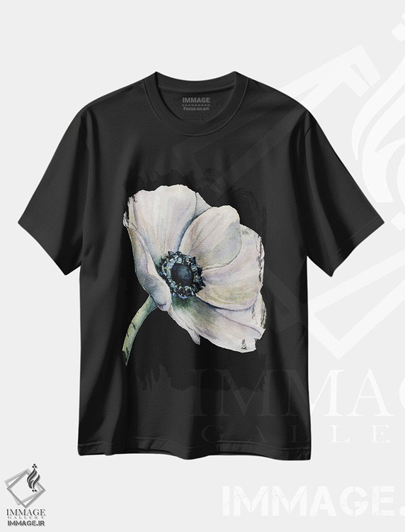 تیشرت طرح دار گل روی زمینهٔ مشکی، دکور معاصر اثر آرت میرانو | فروشگاه ایماژ