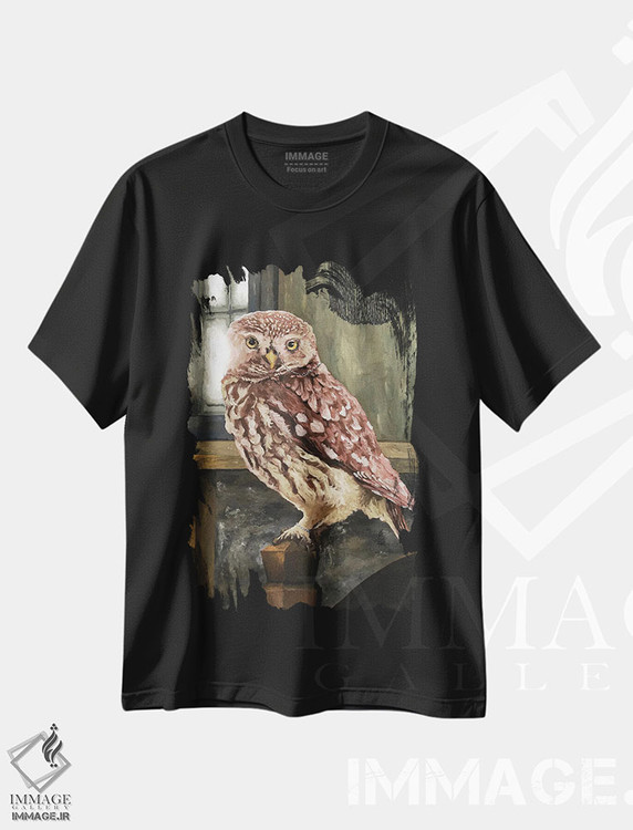 تیشرت طرح دار جغد در خانه، هنر فاخر معاصر اثر آرتور ریو | فروشگاه ایماژ