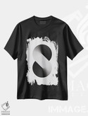 تیشرت طرح دار پس زمینهٔ سفید S شکل، هنر دیجیتال سیاه و سفید اثر آوی سیکس | فروشگاه ایماژ