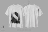 تیشرت طرح دار پس زمینهٔ گرادیان S شکل، هنر دیجیتال سیاه و سفید اثر آوی سیکس | immage.ir