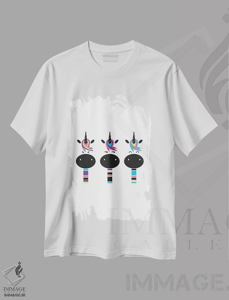 تیشرت طرح دار سه گانه اسب تک شاخ، هنر دیجیتال اثر آوی سیکس | immage.ir