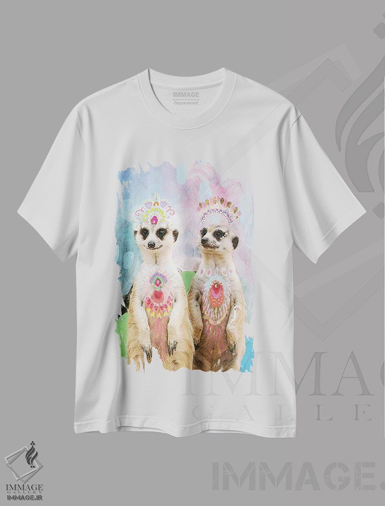 تیشرت طرح دار زوج میرکات، دکور بوهمی اثر امبر سامرست | immage.ir