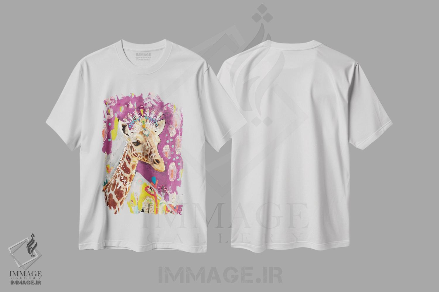 تیشرت طرح دار زرافهٔ بنفش، دکور بوهمی اثر امبر سامرست | immage.ir