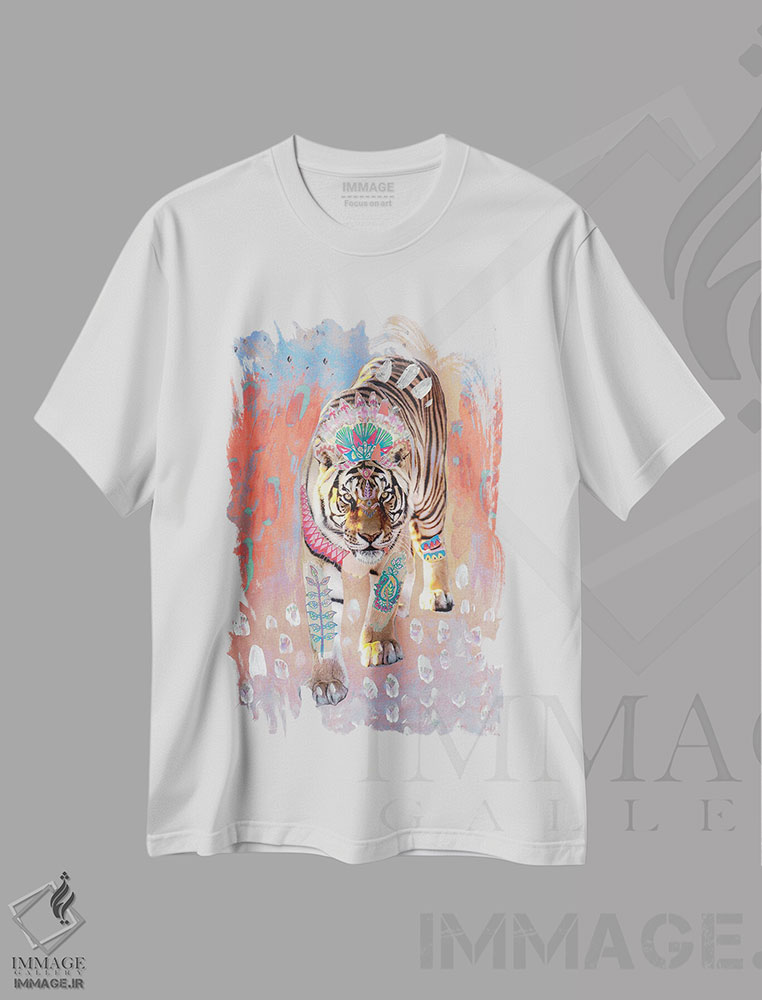 تیشرت طرح دار ببر ایندیرا در گرگ ومیش، دکور بوهمی اثر امبر سامرست | immage.ir