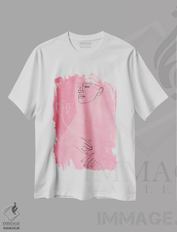 تیشرت طرح دار دختر با گل، تزئینی اثر ادیلوم | immage.ir