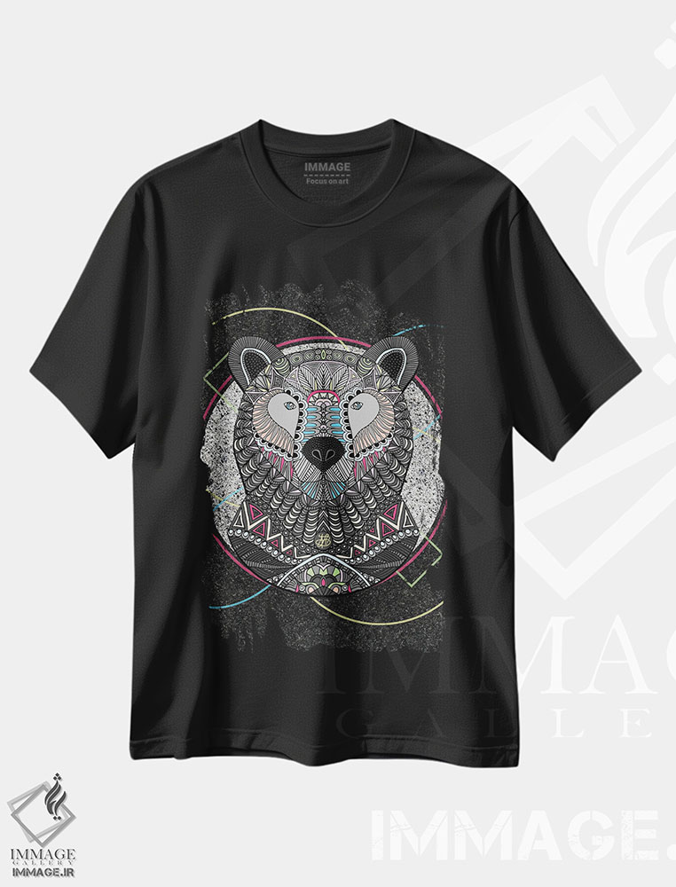 تیشرت طرح دار خرس قبیله ای نئونی، تزئینی اثر آنجلیکا پارکر | فروشگاه ایماژ