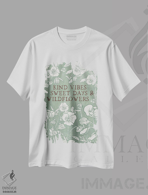 تیشرت طرح دار قدم زنی در جنگل XVI، تزئینی اثر آرویللا مورِت | فروشگاه ایماژ