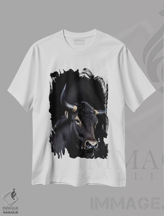 تیشرت طرح دار پرتره صورت گاو روی پس زمینه سیاه، عکاسی ترکیبی اثر آدریان ویریو | فروشگاه ایماژ