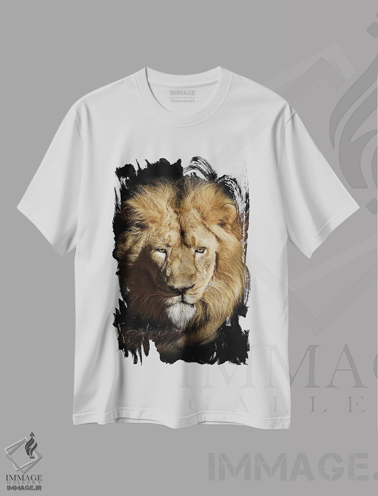 تیشرت طرح دار پرتره شیر به صورت جدا روی پس زمینه سیاه، مدیوم اثر آدریان ویریو | فروشگاه ایماژ